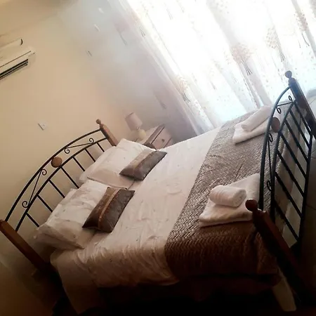 Abitare Lovely Comfy Apt דירה פאפוס