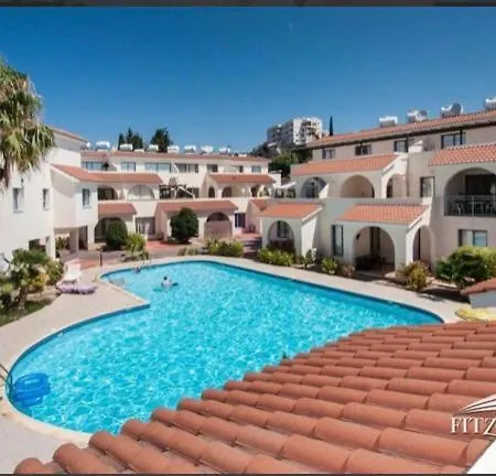 דירה Abitare Lovely Comfy Apt פאפוס